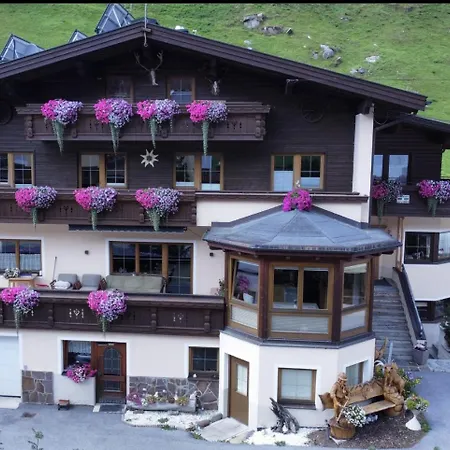 Bed & Breakfast Gaestehaus Wieshof 3*